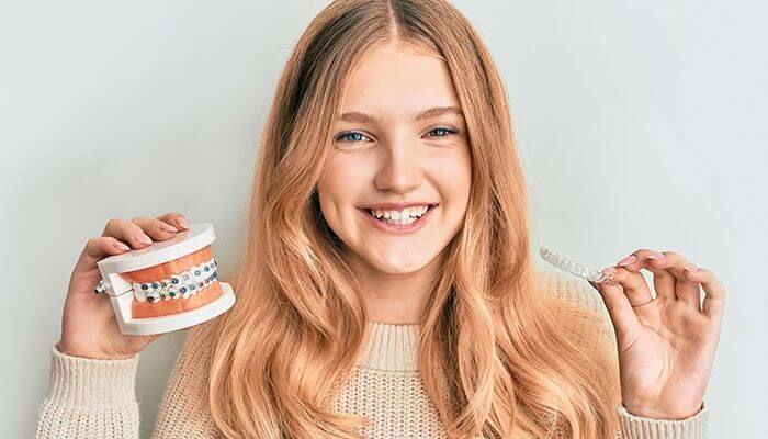 بهترین سن شروع ارتودنسی برای کودکان بهترین سن ارتودنسی کودکان درمان ارتودنسی بهترین سن شروع ارتودنسی پیشگیرانه چگونه تشخیص دهیم که کودک به ارتودنسی نیاز دارد؟ آیا ارتودنسی در سنین پایین موثرتر است؟ شروع ارتودنسی برای کودکان مزایای شروع زودتر ارتودنسی در کودکان Best Age to Start Orthodontics for Children Best Age for Orthodontics for Children Orthodontic Treatment Best Age to Start Preventative Orthodontics How to Tell if a Child Needs Orthodontics? Is Orthodontics More Effective at an Early Age? Starting Orthodontics for Children Benefits of Starting Orthodontics Earlier in Children